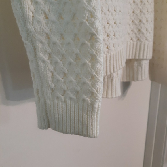 OLD NAVY  "IN A FLURRY"  CREAM SWEATER, M - Picture 3 of 7
